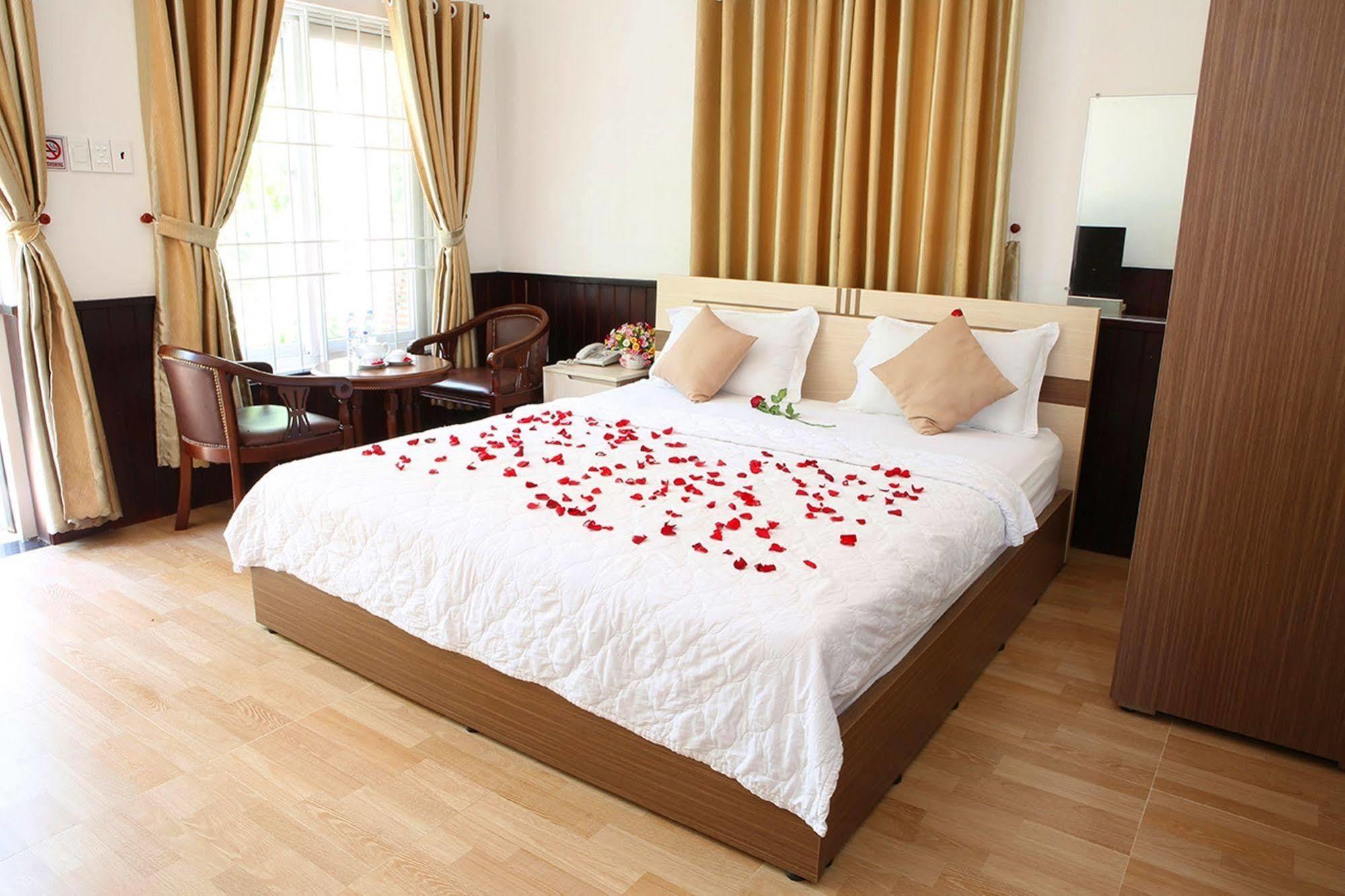 Huynh Gia Bungalow 두옹 동 외부 사진